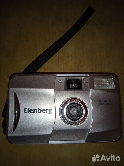 Пленочный фотоаппарат Elenberg Motorized 321A