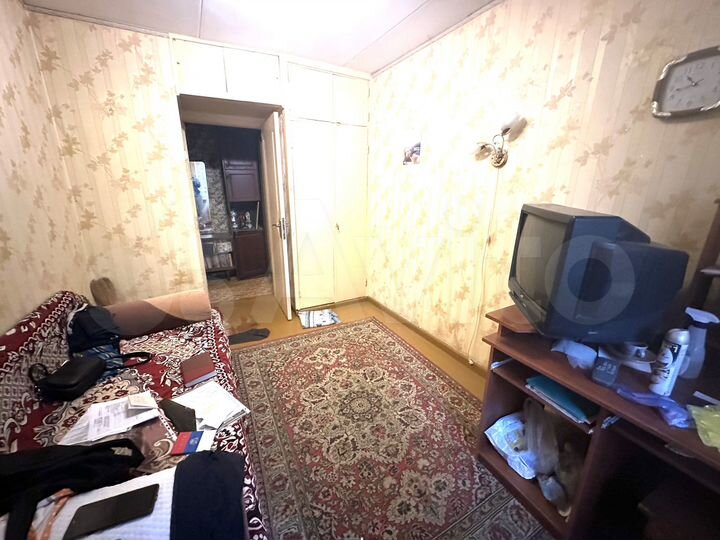 Доля в 3-к. квартире, 58,5 м², 2/5 эт.