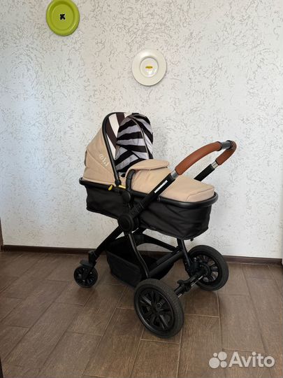 Коляска-трансформер Happy Baby mommer