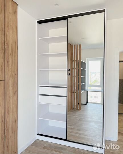 Шкаф купе встроенный