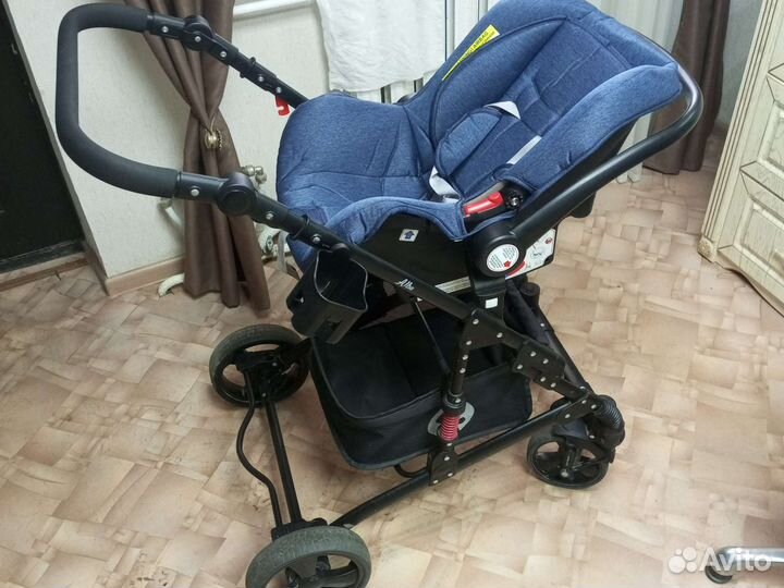 Коляска детская с автолюлькой