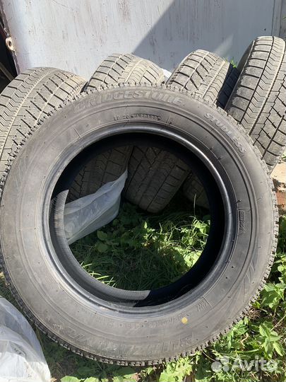 Bridgestone Blizzak VRX 205/60 R16