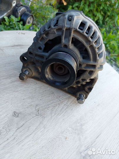 Генератор Skoda Fabia2