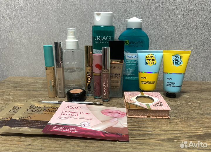 Набор косметики пакетом