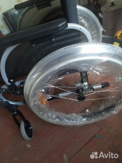 Кресло-коляска инвалидное