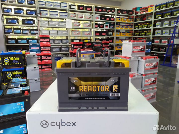 Аккумулятор 75Ач Reactor 750A (Akom) обратный