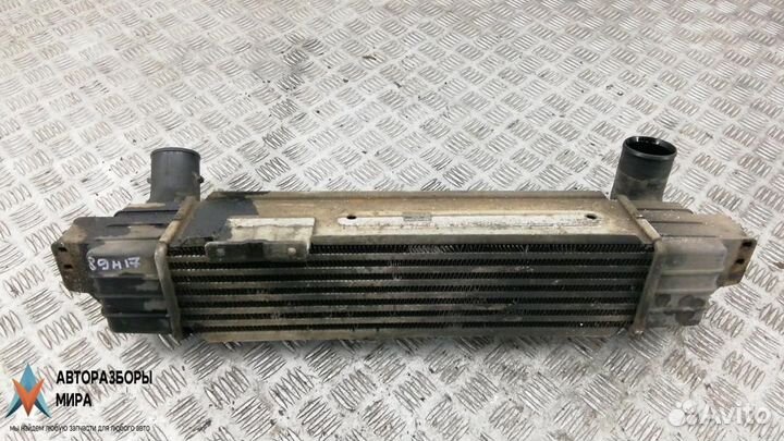 Радиатор интеркулера Toyota Corolla Verso 2002
