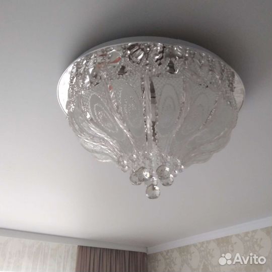 Светильник потолочный