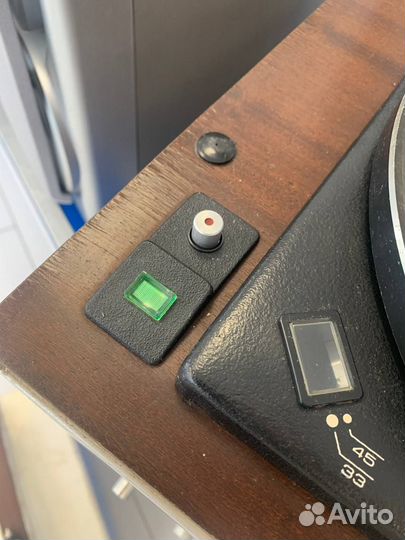 Виниловый проигрыватель Radeotehnika + тюнер