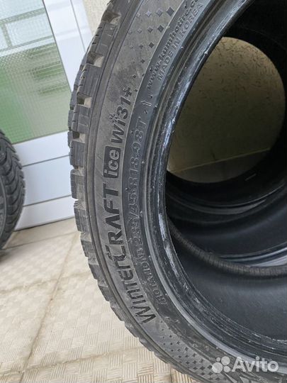 Kumho WinterCraft ice Wi31+ 235/45 R18 98T