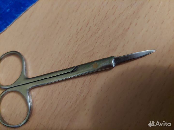 Маникюрные ножницы