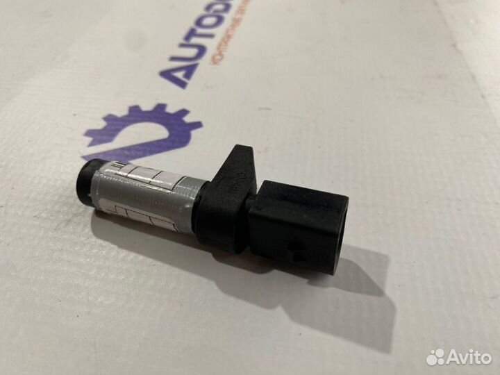 Датчик положения коленвала Mercedes E W211