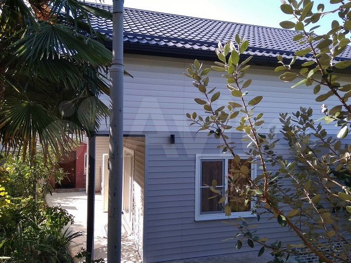 Коттедж 178 м² на участке 6 сот.