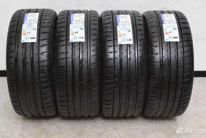 Michelin Pilot Sport 4 S 235/45 R20 и 255/40 R20
