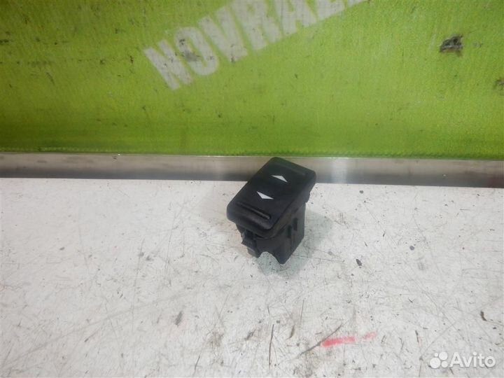 Кнопка стеклоподъемника Форд Фокус 2