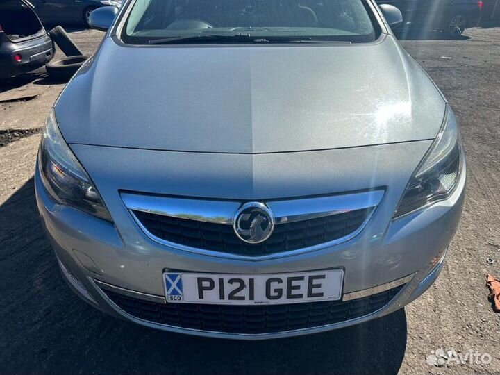 Ноускат в сборе бампер передний Opel Astra J