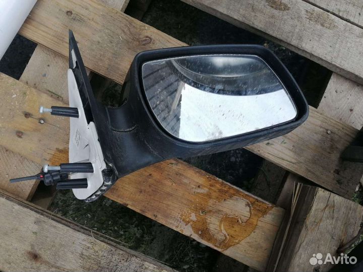 Зеркало правое Лада Гранта