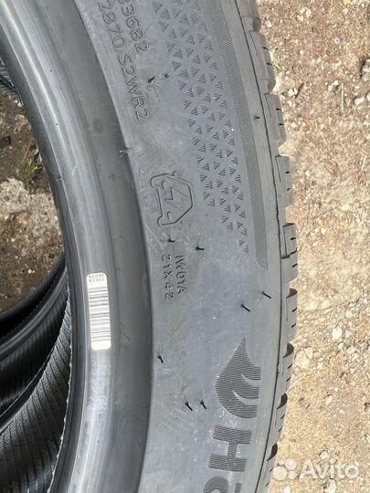 Hankook Winter I'Cept Evo 255/45 R21