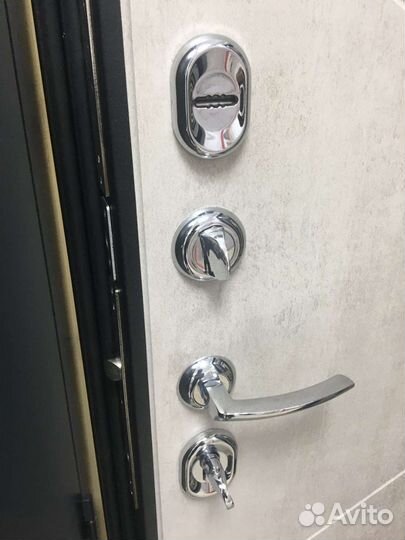 Дверь входная