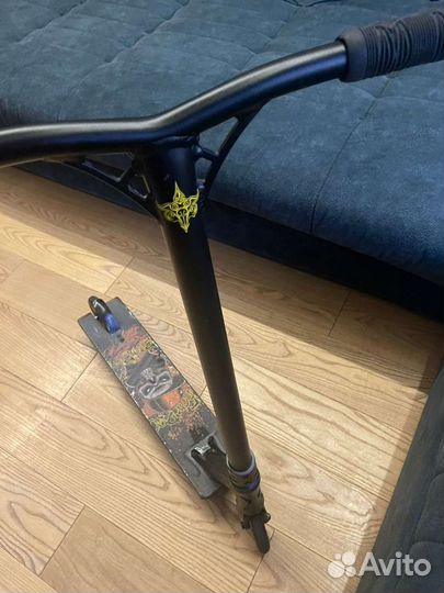 Трюковой самокат