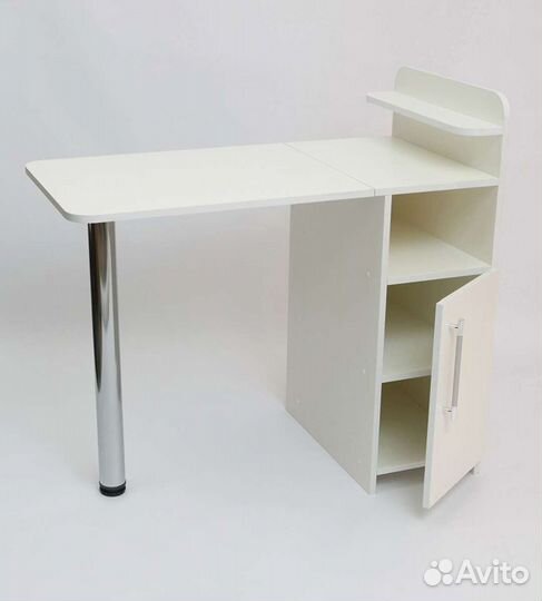 Новый маникюрный стол