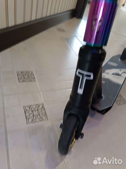 Трюковой самокат tech team