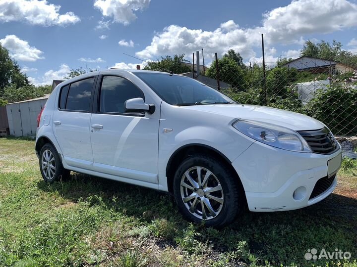 Renault Sandero 1.6 МТ, 2012, 206 000 км
