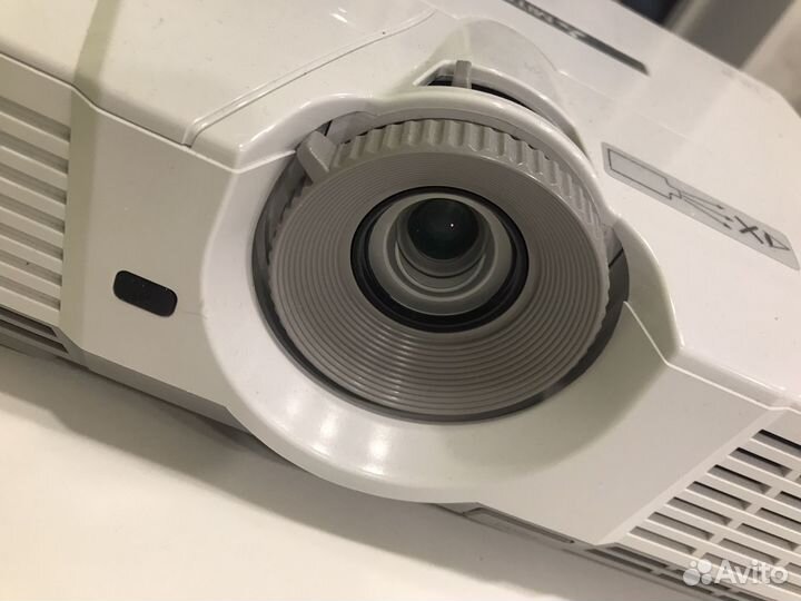 Проектор Mitsubishi Electric