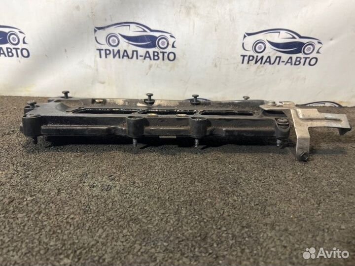 Клапанная крышка Q7