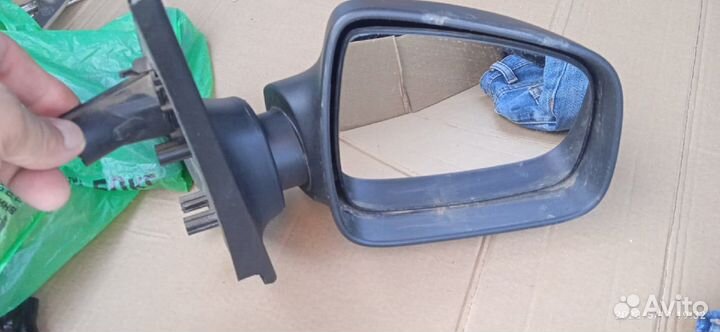 Зеркало рено логан 2