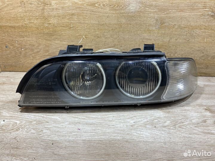 Комплект ксеноновых фар BMW E39 дорестайлинг