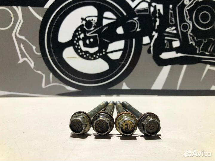 Комплект болтов двигателя Honda CB 400 SF 1998г