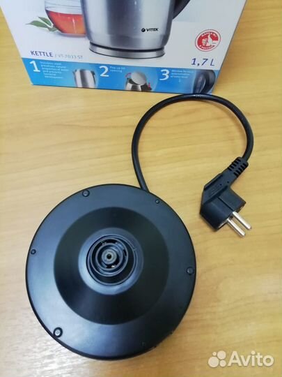 Чайник электрический Vitek VT-7033 ST