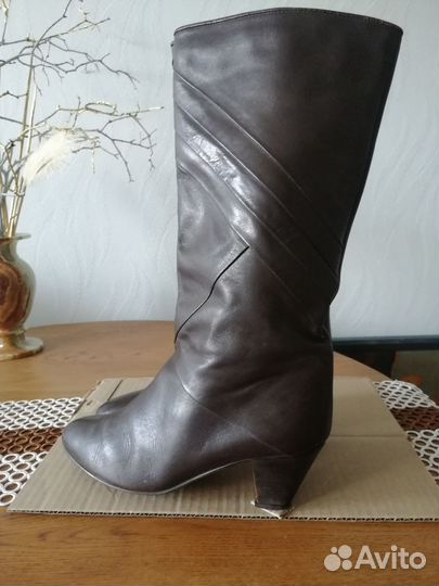 Казаки женские демисезонные 39 Zara