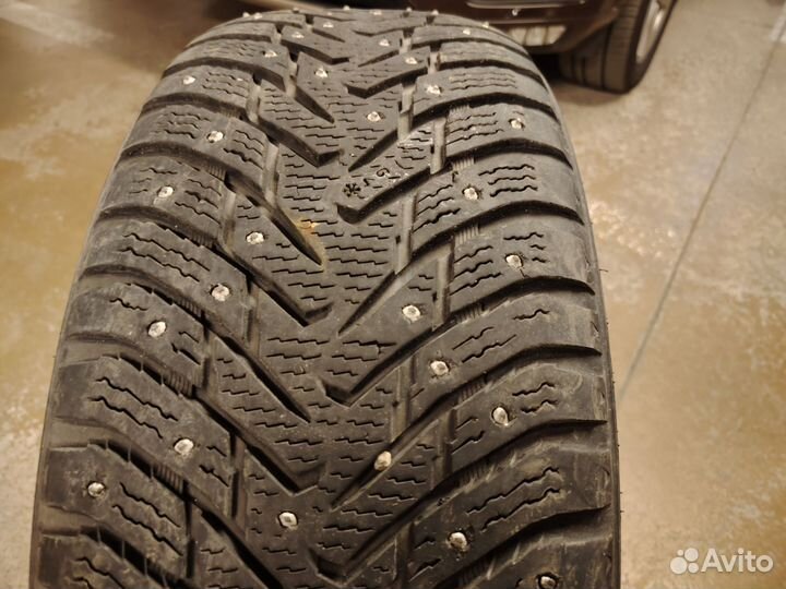Nokian Tyres Hakkapeliitta 8 SUV 235/55 R19 105T