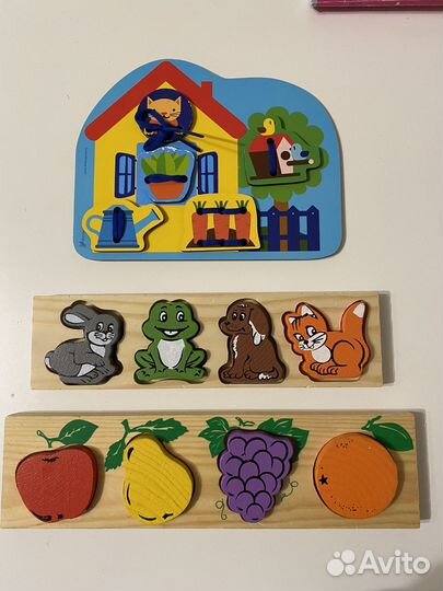 Развивающие игрушки для малышей пакетом