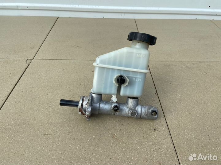 Главный тормозной цилиндр Kia cerato 2