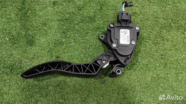 Педаль газа электронная Nissan Qashqai J11 2014