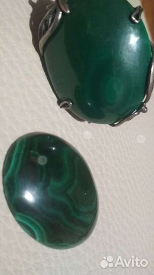 Кольцо с камнем малахит