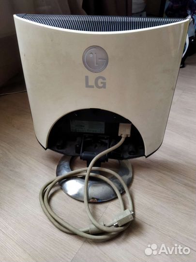Монитор LG flatron L1740B