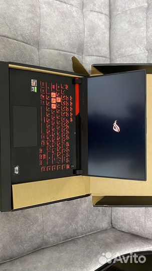 Asus rog strix G513
