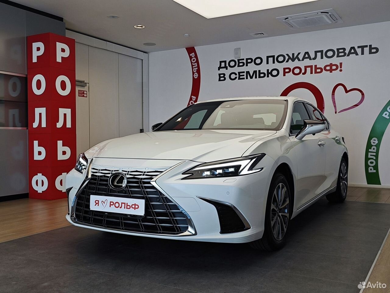 Lexus ES 2.0 CVT, 2025
