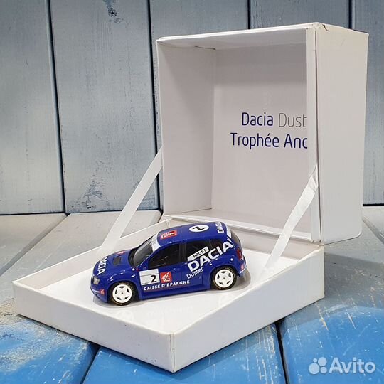 Коллекционная модель Dacia Duster 1:43 (сен)