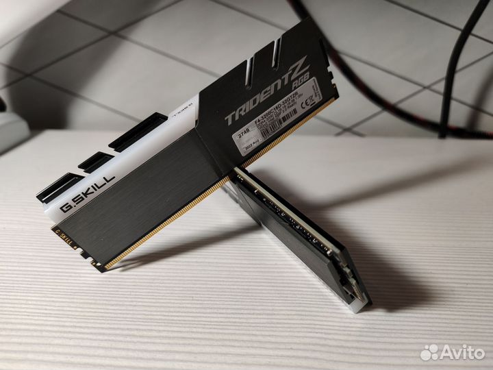 Gskill trident z rgb 32Gb 3200 mHz