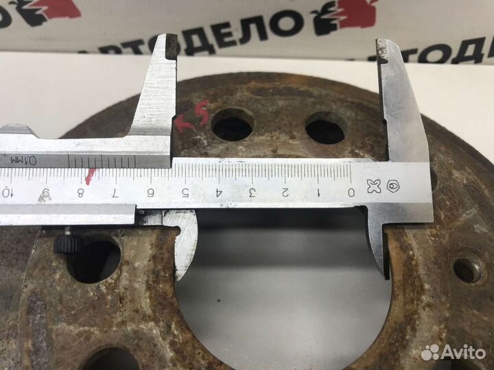 Диск тормозной задний Volkswagen Golf MK5 2006 г.в