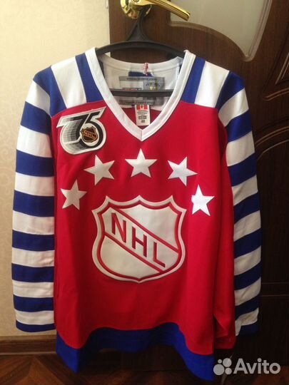 Хоккейные свитера