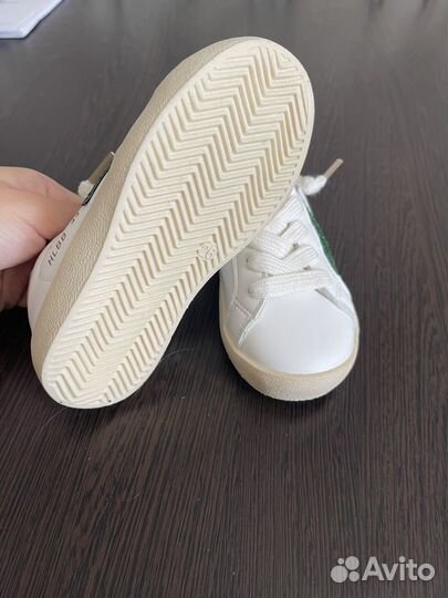 Кроссовки детские