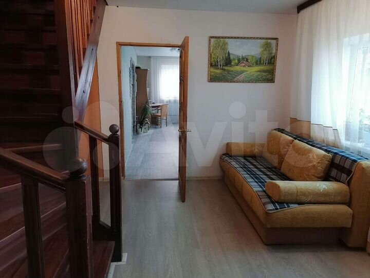 Дом 242 м² на участке 20 сот.