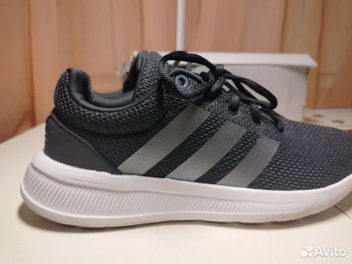 Кроссовки adidas оригинал размер 38