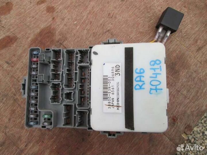 Блок предохранителей Honda Odyssey RA6 F23A 2002/5